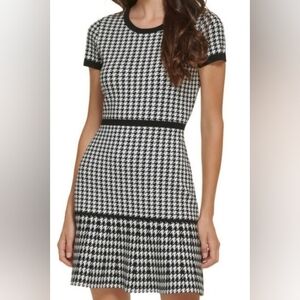 Karl Lagerfeld Sweater Houndstooth Knit Dress short sleeve, ruffled, L